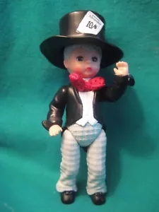 2010 Madame Alexander 10/6 McDonald's Boy in Tuxedo with Moving Parts - Picture 1 of 3