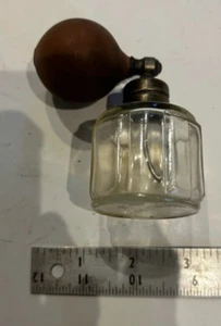 Antique Perfume Atomizer Bottle - Picture 1 of 5