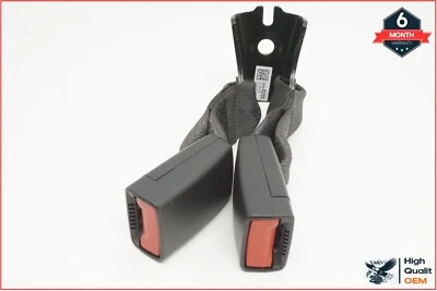 2023-2025 CHEVROLET TRAX ЗАДНИЙ ЛЕВЫЙ И ЦЕНТРАЛЬНЫЙ РЕМЕНЬ БЕЗОПАСНОСТИ ПРЯЖКА OEM - Изображение 1 из 4