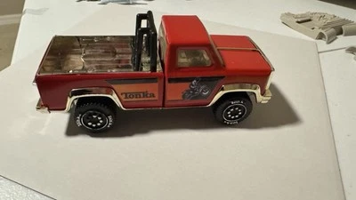 Camión de moto de cross TONKA de colección de los años 80 - Dodge rojo de 7,5” con barras antivuelco - ¡Excelente! Foto 1 de 4