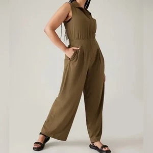 Tuta Athleta Brooklyn Heights senza maniche gamba larga zip verde oliva acacia 16 - Foto 1 di 9