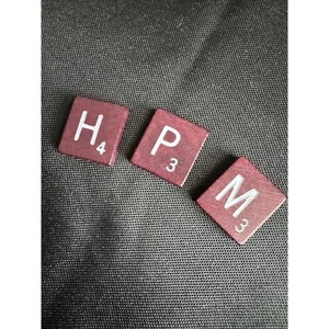 H P M - VTG Scrabble Game Deluxe Edition Replacement Red Letter Tiles ONLY - Picture 1 of 1