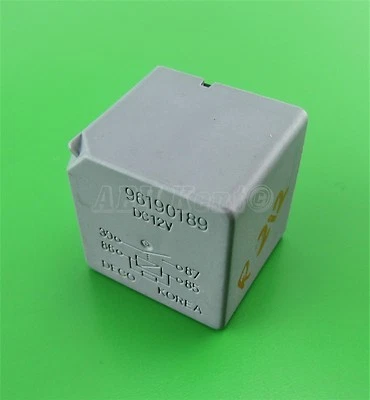 212-Chevrolet (1990- 2010) Multi-Purpose Grey Relay DECO 96190189 4-Pin Korea - Image 1 of 4