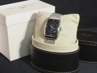 Estuche Dubey & Schaldenbrand Aerodine Fecha Cara Pulida Negro Tamaño 4,4 cm x 3,3 cm Foto 1 de 4