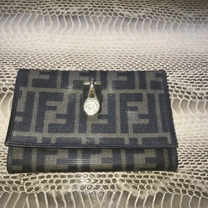 Fendi Trifold Geldbörse Leder ❤️ Top Zustand. - Bild 1 von 10