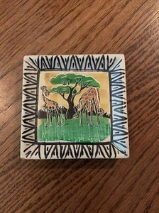 ARTISTIC 4" SQUARE TWO GIRAFFE-TREE SCENE HAND CARVED HP KISII STONE BOWL-KENYA - Picture 1 of 5
