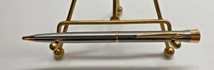 Frog Animation Logo Bubble Top Garland Twist Silver & gold tone Pen USA - Picture 1 of 11