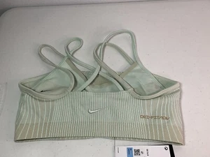 Reggiseno sportivo Nike verde e beige/taupe Dri-Fit. #DM0549. Supporto leggero. Taglia Med-NUOVO - Foto 1 di 11