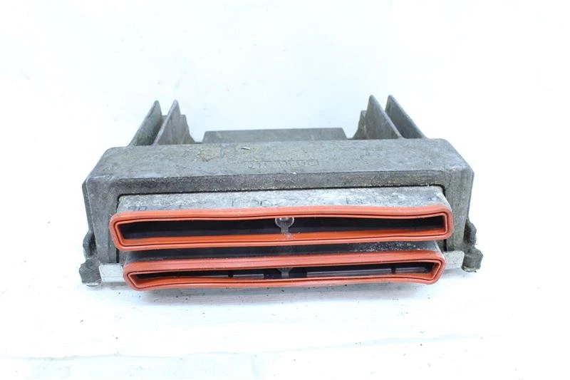 ECU ECM COMPUTER Grand Prix Century Lumina 2000 00 2001 01 2002 02 1133270 - Imagem 1 de 4