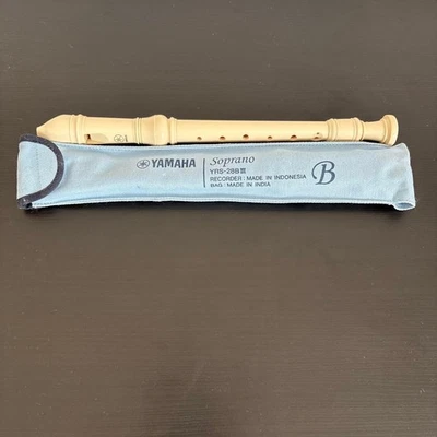 YAMAHA YRS-28B Soprano Recorder Case incluido, hecho en Indonesia, AAB usado - Imagen 1 de 2