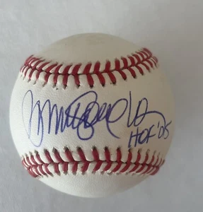 Ryne Sandberg Autographed Baseball Inscribed “HOF 05” TRISTAR Certified - Picture 1 of 8