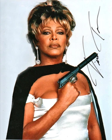 Original  Signed Tina Turner Goldeneye James Bond 10x8 Photo Autograph  Coa Cover