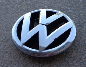 VW Volkswagen grille grill emblem badge logo Passat Tiguan OEM Genuine Original - Picture 1 of 2