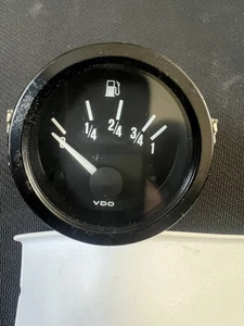 A082N6011F Lotus Fuel Gauge - Picture 1 of 3