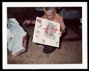 DISNEY MOVIE RECORD THE ARISTOCRATS SINGING CARTOON CATS ~ 1971 POLAROID PHOTO - Picture 1 of 3