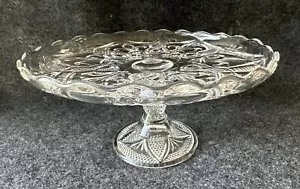 Antico supporto per torte piedistallo EAPG Bryce Higbee fiore di giglio circa 1898 USA - Foto 1 di 24