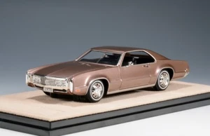 Oldsmobile Toronado GT Regency 1970 rosa in scala 1:43 da Stamp Models - Foto 1 di 3