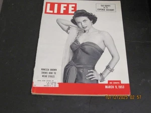 LIFE MAGAZINE 1953 MARCH 9 VANESSA BROWN SHOWS HOW TO WEAR STOLES - Picture 1 of 1