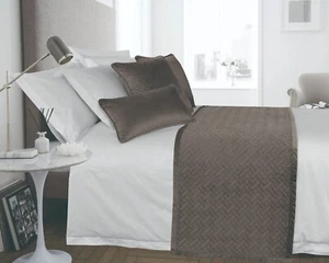 Stiched Design French Velvet Quilted Bed Runner in Taupe 55cm x 220cm - Picture 1 of 1
