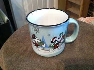 Tazza Disney Holiday Mickey Minnie Pluto 20 oz caffè tè argento bufalo NUOVA - Foto 1 di 4