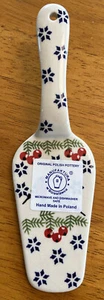 Polish Pottery Christmas Pie Cake Server, snowflakes, berries, Boleslawiec, 6.75 - Picture 1 of 8