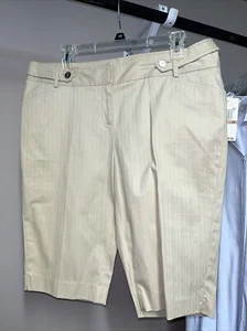 Michael Kors Women’s Shorts Sand Sz 12 NWT - Picture 1 of 6