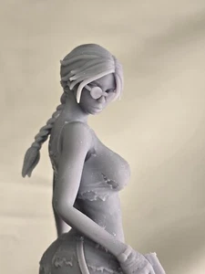 Lara Croft Inspired Figure 12K 3D Printed Resin - NSFW - Picture 1 of 14