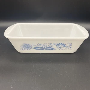 Vintage Milk Glass GLASBAKE Blue Onion Pattern 1.5 Qt Loaf Pan Baking Dish 522 - Picture 1 of 5