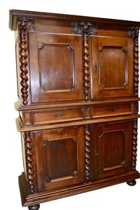 mobile ecclesiastico Luigi XIII epoca fine '600 in noce massello RESTAURATO - Foto 1 di 23