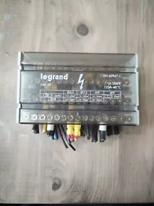 Legrand 048 88 Terminal Block - Picture 1 of 2
