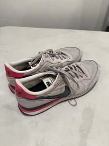 Nike Internationalist Grey, Black, Infra Red, 11.5 - Picture 1 of 6