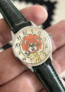USSR Watch Mechanical Wrist CHAIKA USSR 1601 Lion Vintage children Soviet watch - Picture 1 of 10