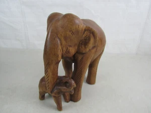 Handgeschnitzte massive Holz Mama Elefant & Baby Statue 8 1/2" hoch x 8 1/2" Länge - Bild 1 von 12