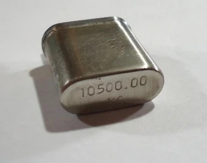 HC-6/U - 10500 KHz Radio Crystal - 0,050 pinów - CR-36/U - CZX - Zdjęcie 1 z 2