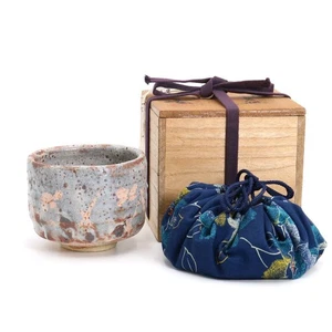 Matcha Bowl Shino-ware by KATOU TOUKUROU Living National Treasure w/Wooden Box - Picture 1 of 14