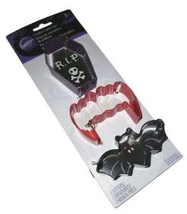 WILTON ~ 3 piezas ~ JUEGO CORTADOR DE GALLETAS HALLOWEEN ~ Ataúd/Dientes de vampiro/Murciélago - Imagen 1 de 1