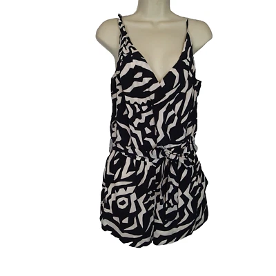 Mameluco corto Club Monaco para mujer blanco y negro 100 % seda talla 2 mangas cortas Foto 1 de 4