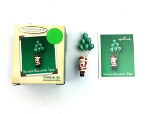 Hallmark Santa's Balloon Tree 2004 miniatura recuerdo adorno de Navidad - Imagen 1 de 8