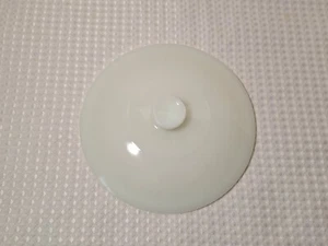 Vintage Anchor Hocking Fire King Casserole Dish Replacement 8" Lid Milk Glass - Picture 1 of 6