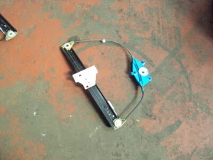AUDI A4 B7 2001-2006 DRIVERS REAR WINDOW MECH CABLES GENUINE 8E0839462B - Picture 1 of 1