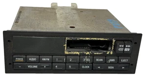 Ford AM FM Cassette Radio F150 F250 BRONCO MUSTANG 94-97 OEM F5TF-19B132-BA - Bild 1 von 8