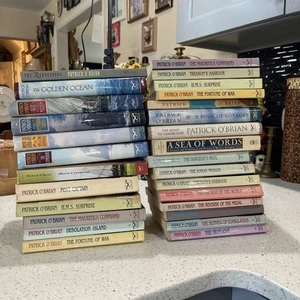 Lot of 28 Patrick O’Brian Paperback and hardback - Imagen 1 de 23