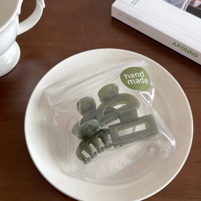 Juego de 4 pinzas para el cabello pequeñas horquillas para el cabello de moda para mujeres niñas mini abrazadera Foto 1 de 4