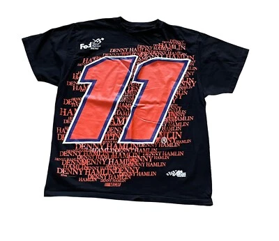 Camiseta masculina gráfica NASCAR Denny Hamlin #11 gola redonda XL perseguição autêntica - Imagem 1 de 3
