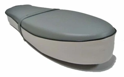 ASIENTO COMPLETO HONDA C100 CA100 C102 CA102 C105 + BANDEJA + ESPUMA + CUBIERTA [G/W] Foto 1 de 4