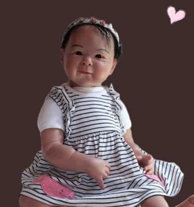 Reborn Baby Reborn Toddler Shao by Adrie Stoete Schuiteman mit Zertifikat - Bild 1 von 12