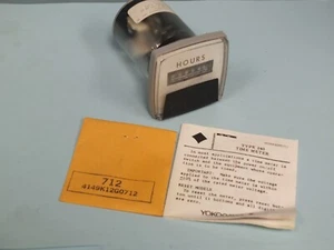 YOKOGAWA 240211AAAB7 ELAPSED TIME METER, 2 1/2", 3.0W, 120 V, 60 HZ - Picture 1 of 9