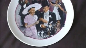 1986 Avon Images of Hollywood " Easter Parade" Porcelain Plate - Picture 1 of 12