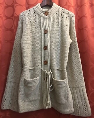 Suéter cárdigan vintage 1975 hippie mod era 100 % lana Shetland botones de madera Foto 1 de 4