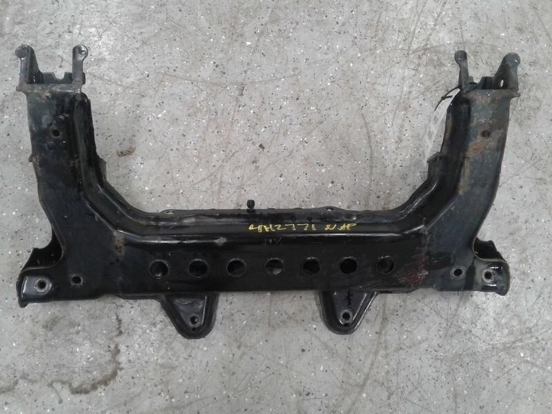 Оригинальная передняя рама поперечного сечения двигателя для Chevrolet Cavalier 2003-2005 годов выпуска - Изображение 1 из 1